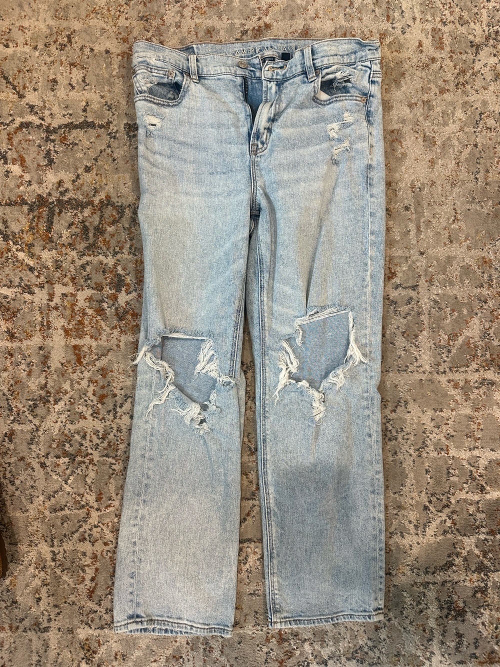 American Eagle Outfitters Light Blue Distressed Super High Rise Ankle Straight